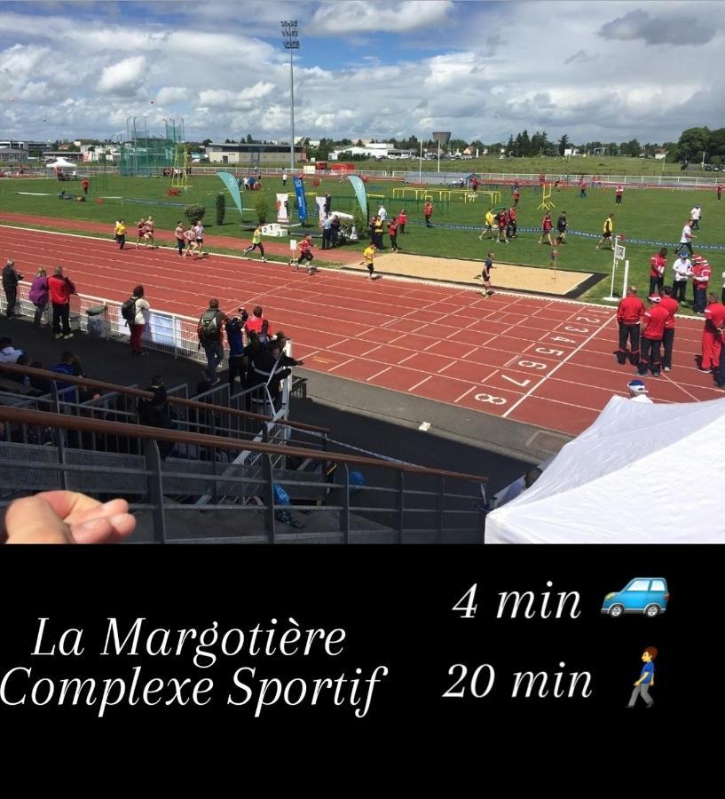 Lentille Châteauroux エクステリア 写真